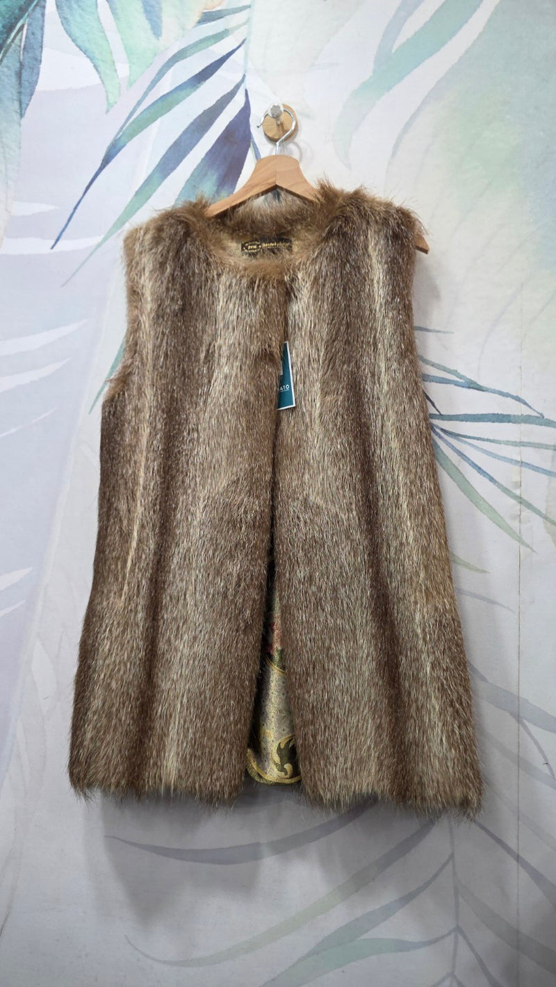 Gilet artigianale in vera pelliccia di marmotta – Pellicceria Montini
