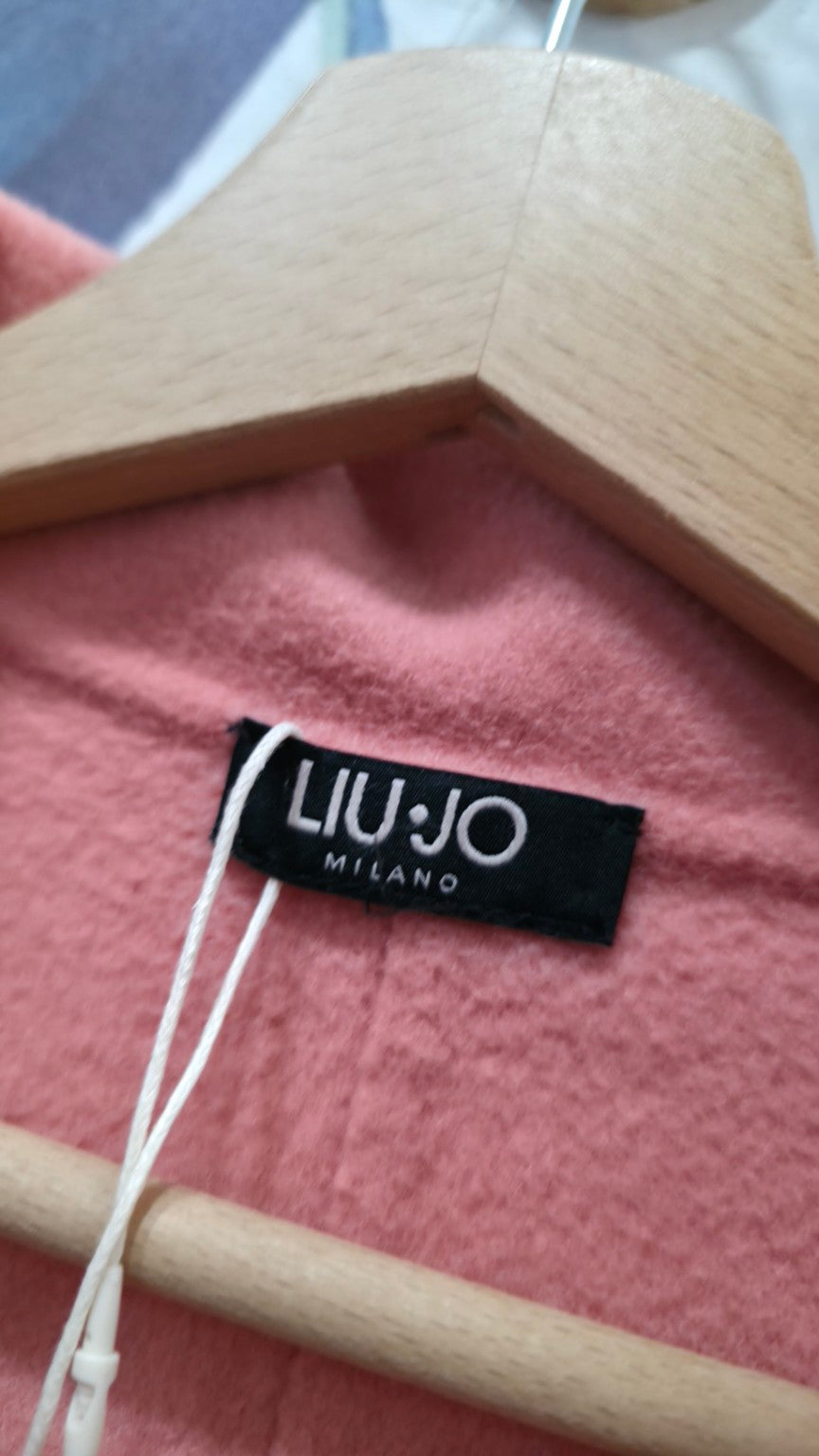 Etichetta originale Liu Jo Milano del cappottino