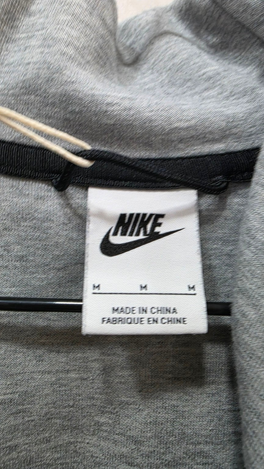 Etichetta Nike originale taglia M