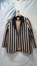 Blazer Amuè a righe nero e nude con paillettes, fronte