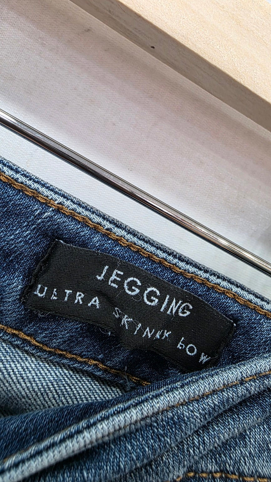 Etichetta del modello Jegging Ultra Skinny Low