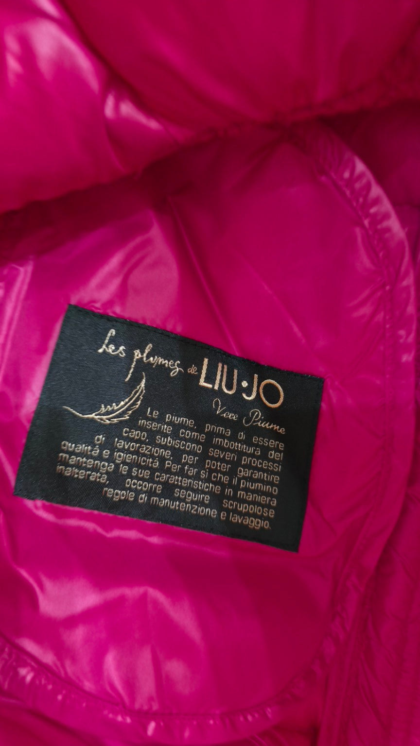 Etichetta interna Les Plumes de Liu Jo: vere piume