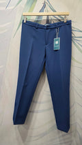 Pantaloni blu Sandro Ferrone taglia 42, vista frontale