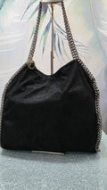 Borsa Stella McCartney Falabella nera con catena metallica vista frontale