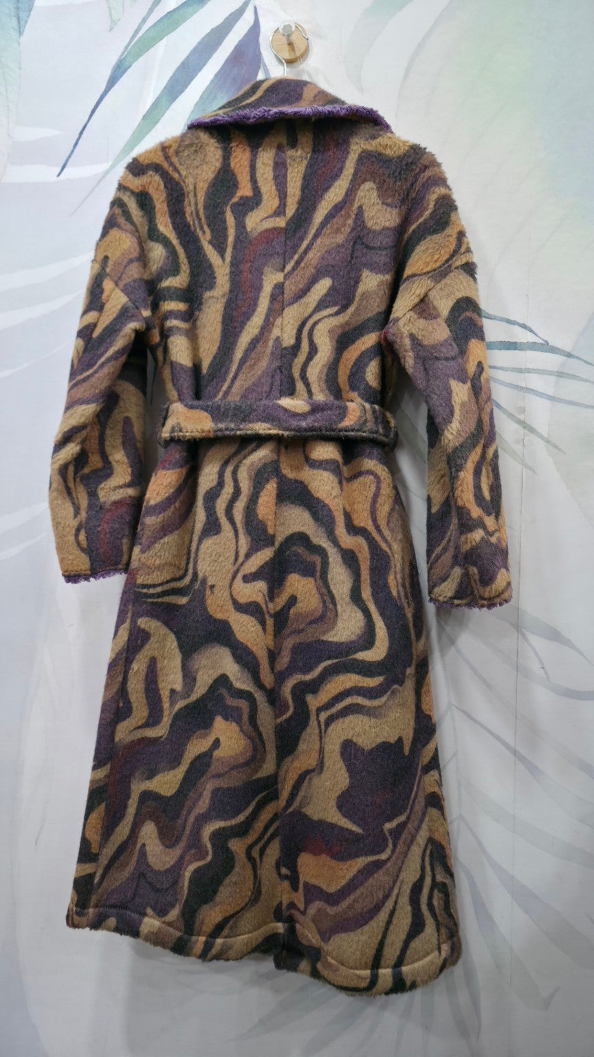 Cappotto Talco fantasia marrone e viola, vista posteriore intera