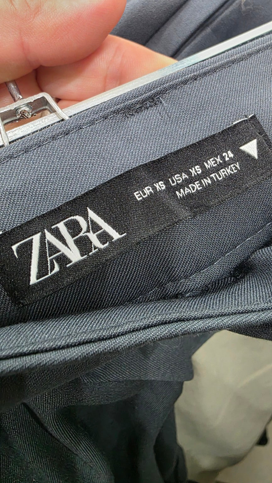 Etichetta originale Zara, taglia EUR XS